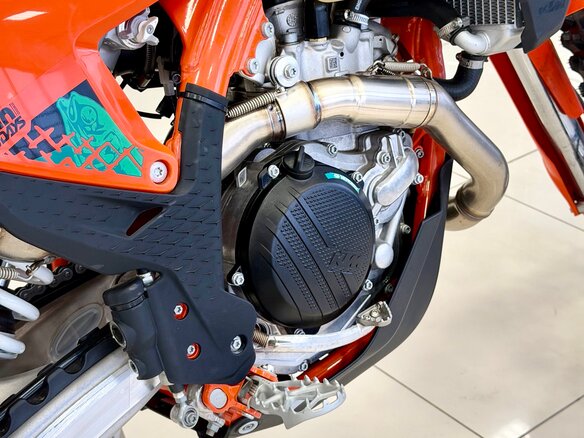 2026 KTM 500 EXC F, оранжевый, 1990000 рублей - вид 17