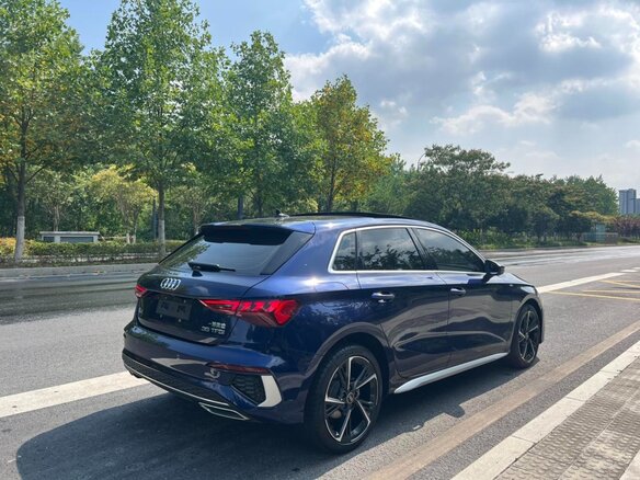 2023 Audi A3 35 TFSI IV (8Y), синий - вид 5