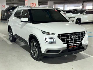 2023 Hyundai Venue I, белый, 1890000 рублей, вид 4