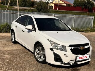 2013 Chevrolet Cruze I Рестайлинг, белый, 600000 рублей, вид 3