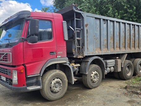 2007 Volvo FM, пурпурный, 3280000 рублей, вид 2