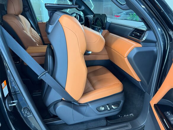 2022 Lexus LX 600 IV, чёрный, 13900000 рублей - вид 11