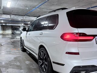 2020 BMW X7 30d I (G07), белый, 6998000 рублей, вид 5