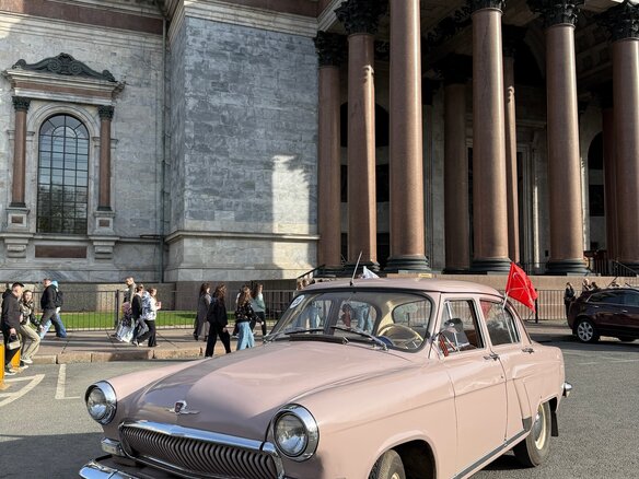 1966 ГАЗ 21 «Волга» 21Р, розовый, 900000 рублей - вид 8