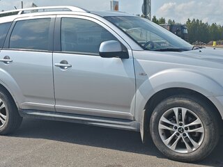2008 Mitsubishi Outlander II, серебристый, 520000 рублей, вид 3