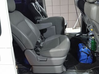 2013 Hyundai Grand Starex I, белый, 2000000 рублей, вид 4