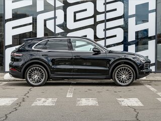 2018 Porsche Cayenne III, чёрный, 4995000 рублей, вид 5