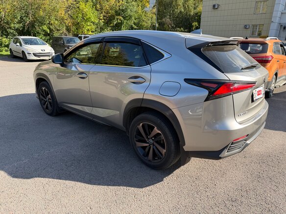 2021 Lexus NX 200 I Рестайлинг, серый, 3750000 рублей - вид 5