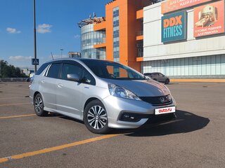 2014 Honda Fit Shuttle I Рестайлинг, серебристый, 1070000 рублей, вид 1