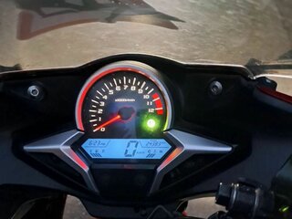 2011 Honda CBR 250R, красный, 315000 рублей, вид 3