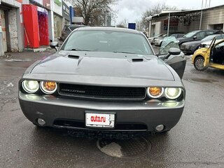 2011 Dodge Challenger III Рестайлинг, серый, 1600000 рублей, вид 1