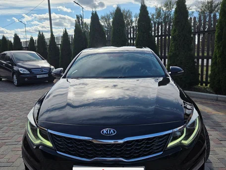 2019 Kia Optima IV Рестайлинг, чёрный, 2400000 рублей, вид 1
