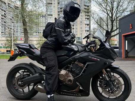 2021 Honda CBR 650R, чёрный, 900000 рублей, вид 4