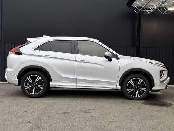 2022 Mitsubishi Eclipse Cross I Рестайлинг, белый, 1810000 рублей - вид 6