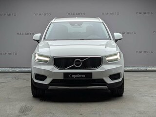 2021 Volvo XC40 I, белый, 3549000 рублей, вид 2