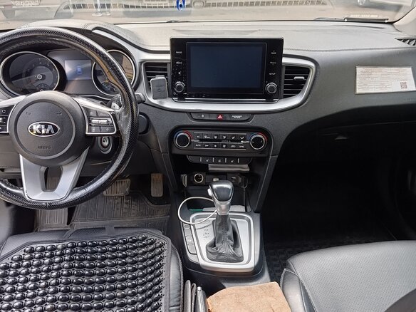 2020 Kia Ceed III, белый - вид 5