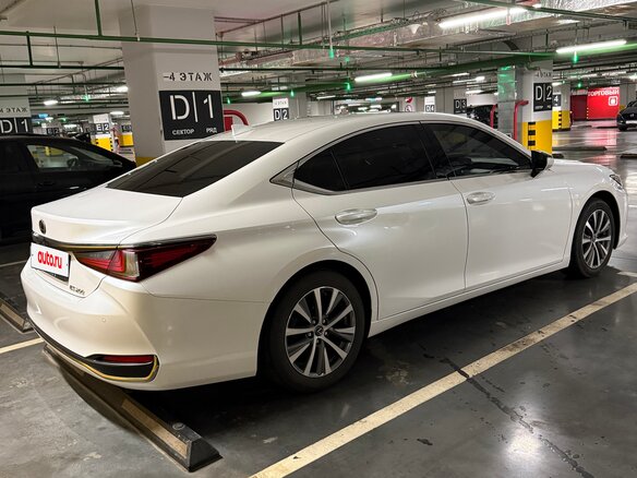 2019 Lexus ES 200 VII, белый - вид 6