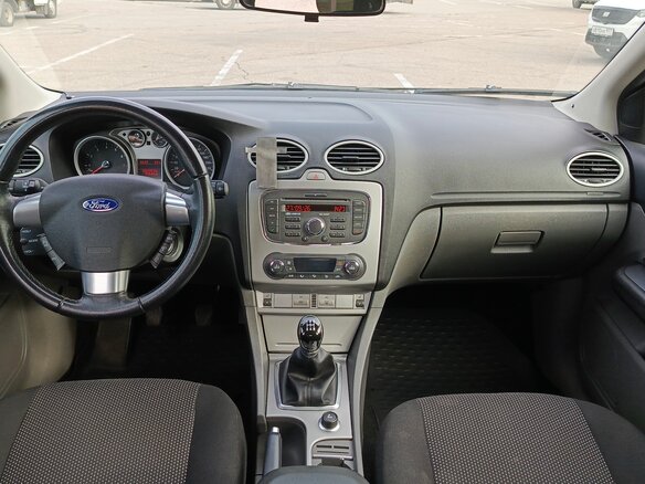 2011 Ford Focus II Рестайлинг, белый, 680000 рублей - вид 8