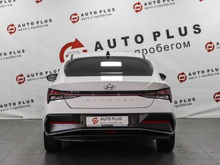 2023 Hyundai Elantra VII (CN7) Рестайлинг, белый, 1999000 рублей, вид 4