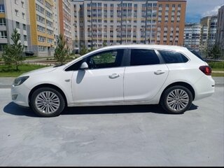 2011 Opel Astra J, белый, 500000 рублей, вид 1