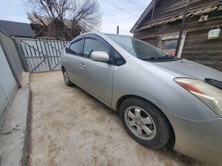 2005 Toyota Prius II (XW20), серебристый, 670000 рублей, вид 5