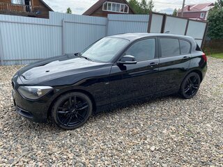 2013 BMW 1 серии 118i II (F20/F21), чёрный, 1300000 рублей, вид 3
