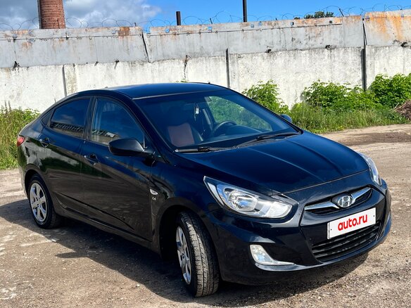 2012 Hyundai Solaris I, чёрный - вид 1