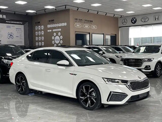 2022 Skoda Octavia IV (A8), белый, 1600012 рублей, вид 3