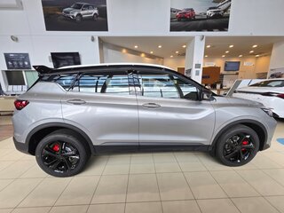 2026 Geely Coolray I Рестайлинг 2, серебристый, 2774990 рублей, вид 4