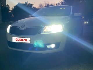 2018 Skoda Rapid I Рестайлинг, белый, 650000 рублей, вид 2