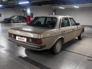 1984 Mercedes-Benz W123 230, золотистый, 570000 рублей, вид 3