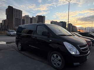 2010 Hyundai Grand Starex I, чёрный, 1900000 рублей, вид 2