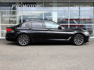 2019 BMW 5 серии 520d xDrive VII (G30/G31/G38), чёрный, 3490000 рублей, вид 5