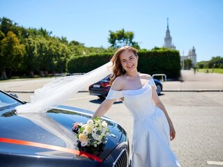 2014 BMW 7 серии Long 750Li xDrive V (F01/F02/F04) Рестайлинг, чёрный, 3700000 рублей, вид 1