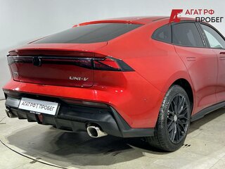 2023 Changan UNI-V I, красный, 2500000 рублей, вид 3