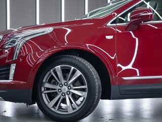 2020 Cadillac XT5 I Рестайлинг, красный, 3175000 рублей, вид 4