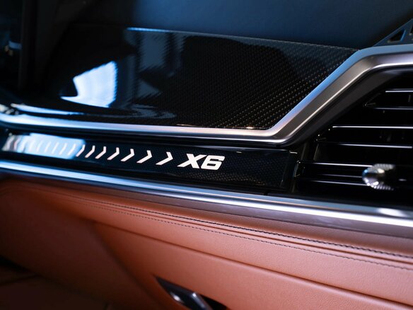 2025 BMW X6 40d III (G06) Рестайлинг, синий, 17700000 рублей - вид 17