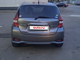 2018 Nissan Note e-Power II Рестайлинг, серый, 1100000 рублей, вид 4