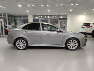 2013 Mitsubishi Lancer X Рестайлинг, серый, 677000 рублей, вид 4