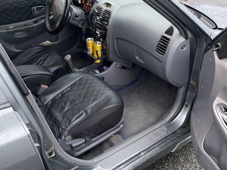 2003 Hyundai Accent ТагАЗ II, серый, 150000 рублей, вид 3