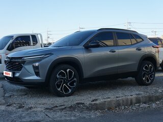 2023 Chevrolet Trax II, серый, 1970000 рублей, вид 2