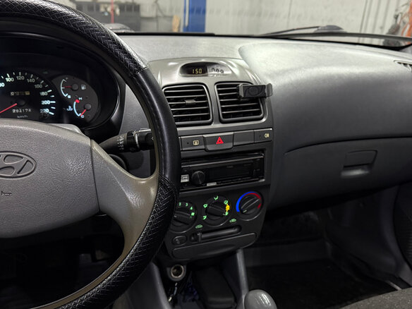 2001 Hyundai Accent ТагАЗ II, зелёный - вид 13