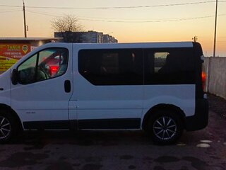 2002 Renault Trafic II, белый, 870000 рублей, вид 5