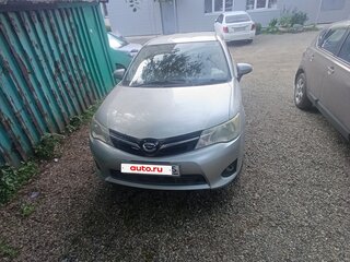 2013 Toyota Corolla Fielder XI (E160, E170, E180), серый, 850000 рублей, вид 1