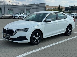 2021 Skoda Octavia IV (A8), белый, 1420000 рублей, вид 2