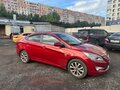 2015 Hyundai Solaris I Рестайлинг, красный, 900000 рублей - вид 2
