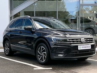 2018 Volkswagen Tiguan II, чёрный, 2319000 рублей, вид 3