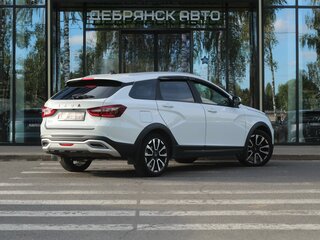 2024 Lada (ВАЗ) Vesta SW Cross I Рестайлинг (NG), белый, 1520000 рублей, вид 3