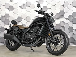 2023 Honda CMX 1100 Rebel, чёрный, 1099000 рублей, вид 1