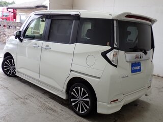 2022 Toyota Roomy I Рестайлинг, белый, 845000 рублей, вид 2